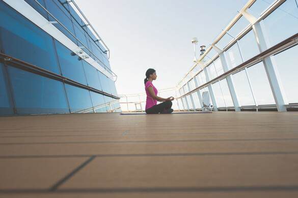 Celebrity Reflection - Solstice Deck, ©CEL.jpg